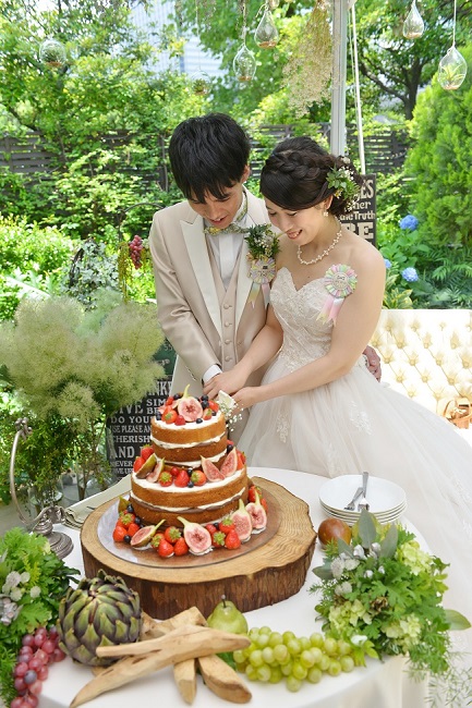 いちじくのウェディングケーキ 公式 フェリーチェガーデン日比谷 旧公園資料館 東京での結婚式 ガーデンウエディング テントウエディング